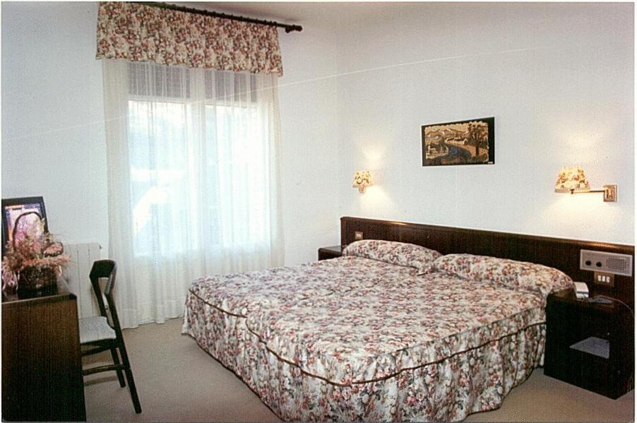 Hosteria Catalana Bossost Ngoại thất bức ảnh
