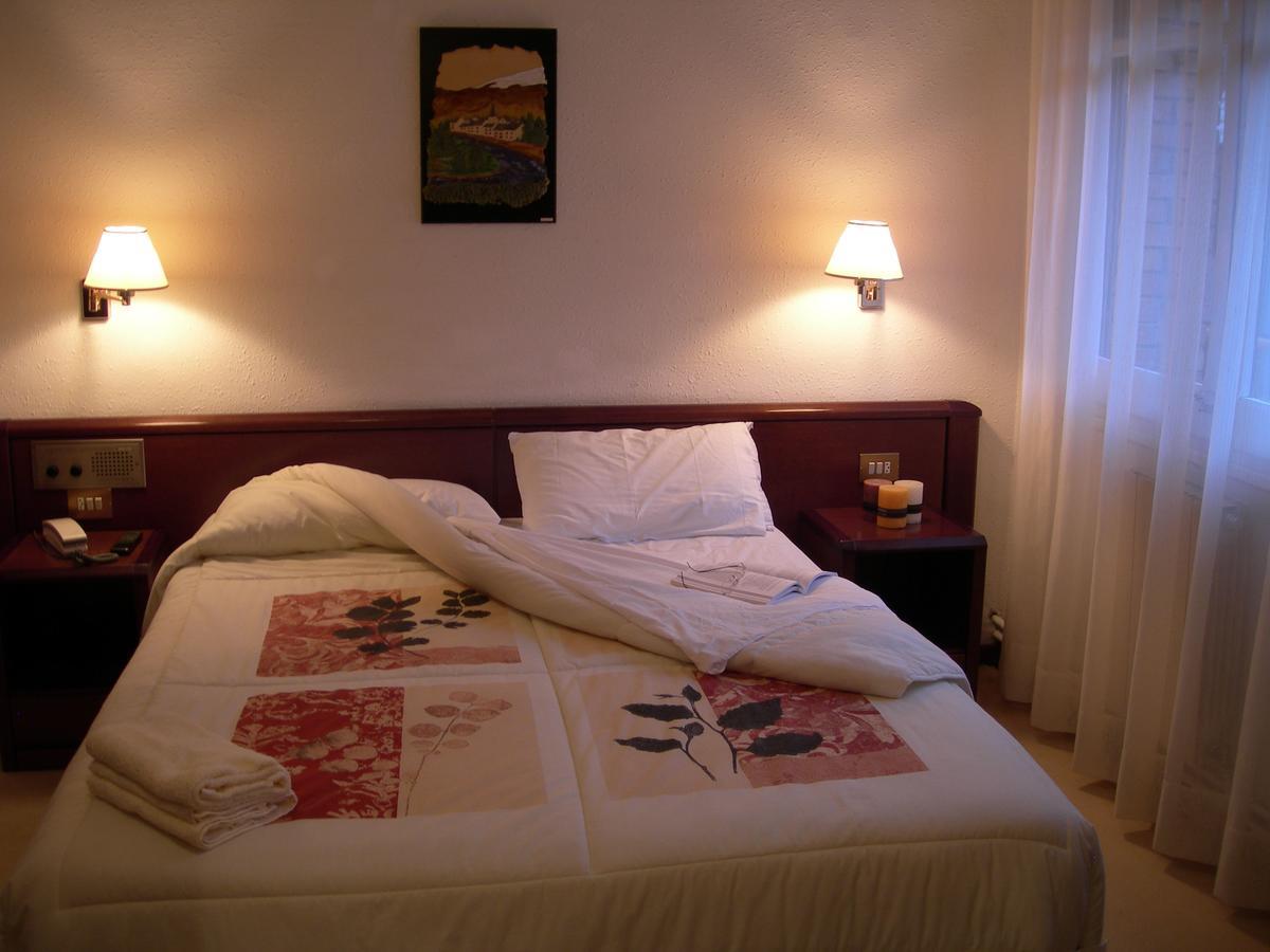 Hosteria Catalana Bossost Ngoại thất bức ảnh